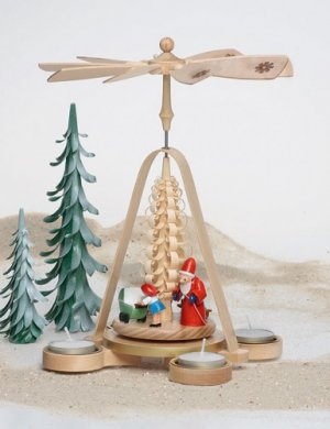 Pyramide Bescherung für Teelichter