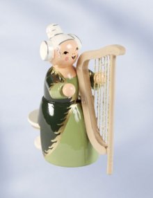 Musikerin mit Harfe