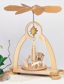 Natural forest idyll pyramid for tea lights