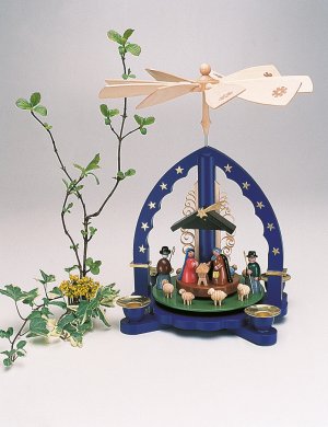 Pyramid nativity scene with shepherds, blue