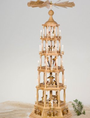 Pyramide Christi Geburt natur 5 Etg elekt. betr.