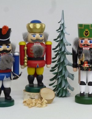 Nutcracker miner