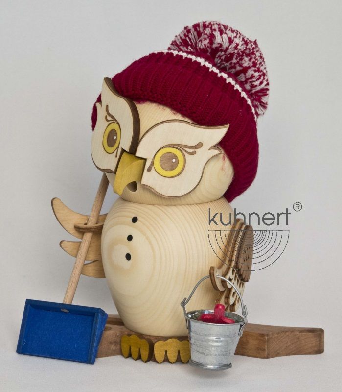 smoker owl snow brush, nature