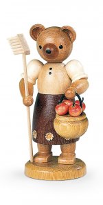 Bear - gardener