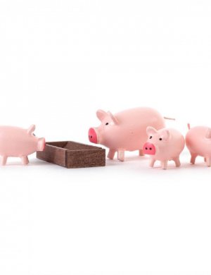 Pig family figures / 5 pieces