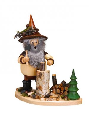 Smoker Gnome Wood Chopper