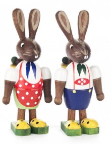 Easter bunny couple with basket