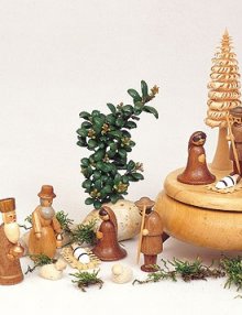 Nativity figurines 9 pieces