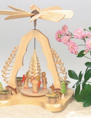 Pyramid gift angel, natural