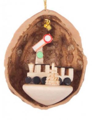 Tree Ornaments Railway in Walnut Shell