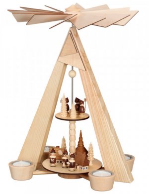 Tealight pyramid village Seiffen with carolers and lantern children natural