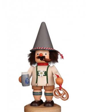 Smoker Bayer with pretzel and beer jug