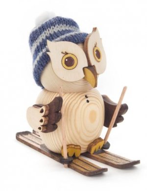 Wooden figure mini owl gwith ski