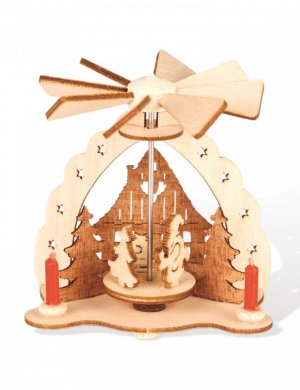 Mini pyramid Ruprecht in the village