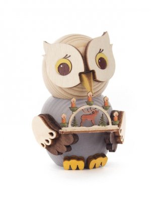 Wooden figure mini owl with candle arch