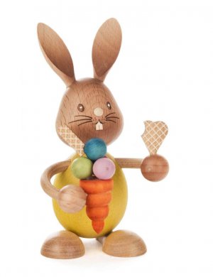 Easter bunny Stupsi with ice cream