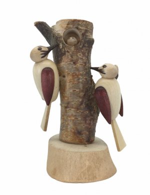 2 natural Woodpeckers on the Trunk