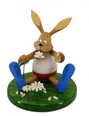 Sniff bunny Paul the lover