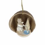 Tree Ornaments Angler in Walnut Shell up