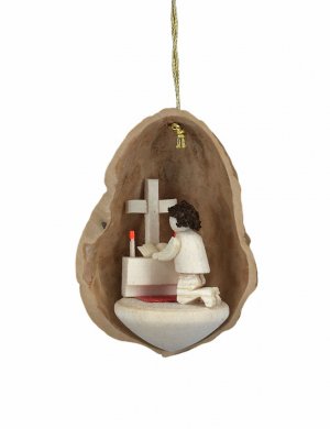 Tree Ornaments Prayer in Walnut Shell
