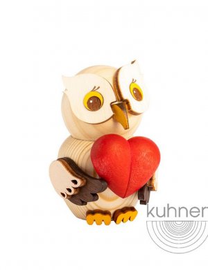 Mini owl with a heart