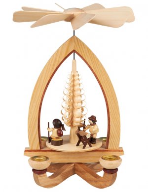 Candle pyramid wood chopper