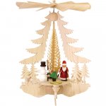 Pyramid with Christmas figures