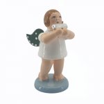 angel with mouthorgan, no crown