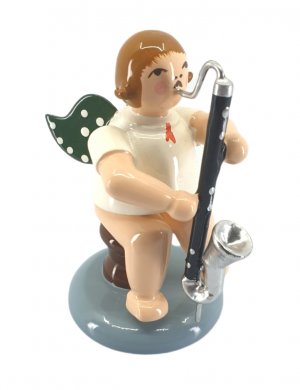 Angel with bass clarinet, sitting, no crown 