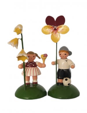 flower child couple