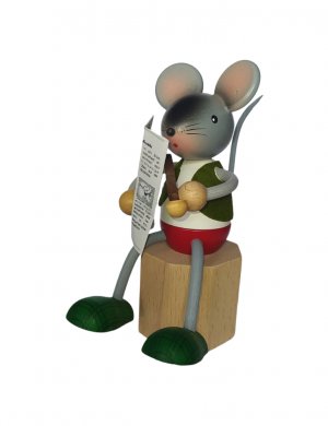 Kuhnert mouse with pipe and newspaper