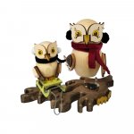 Smoker owl sleigh ride with child