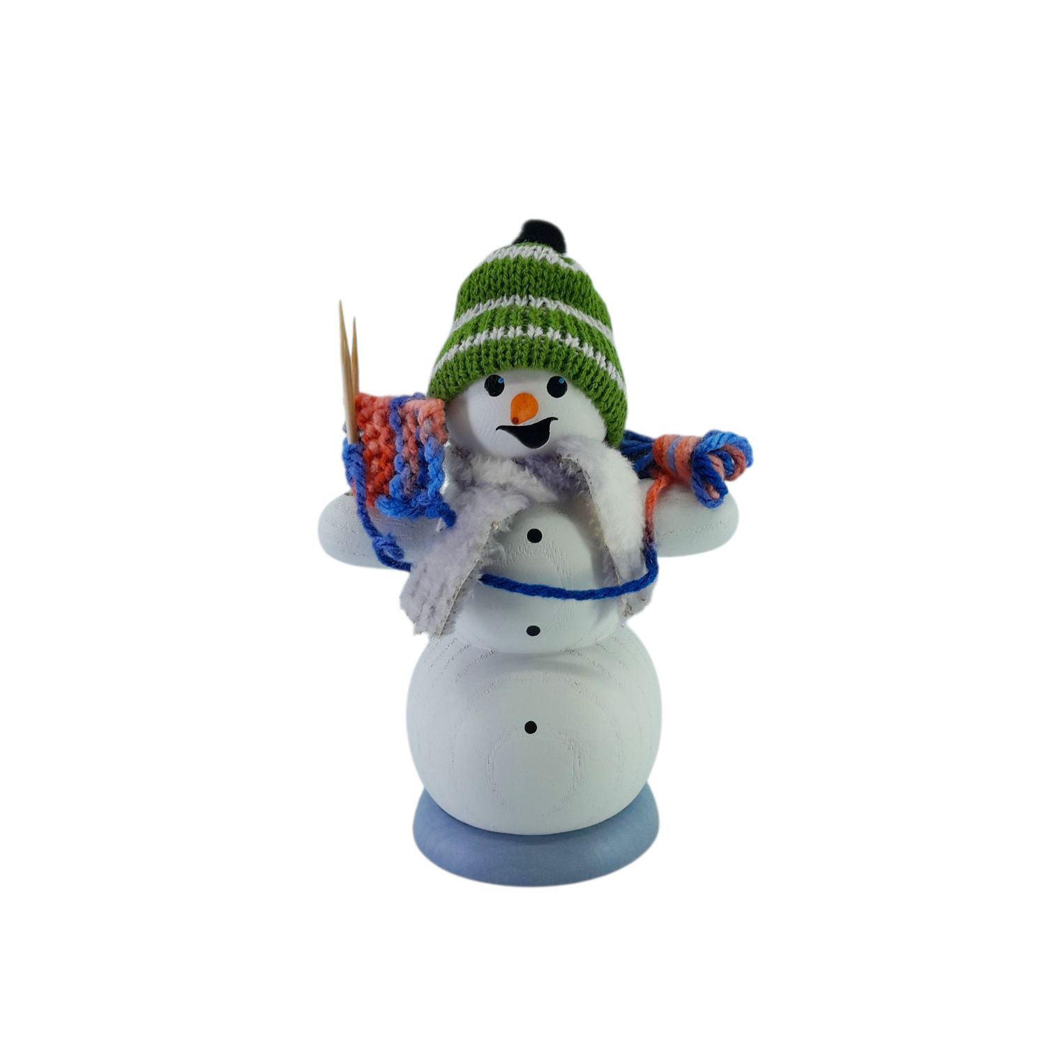 Smoker snowman with knitting